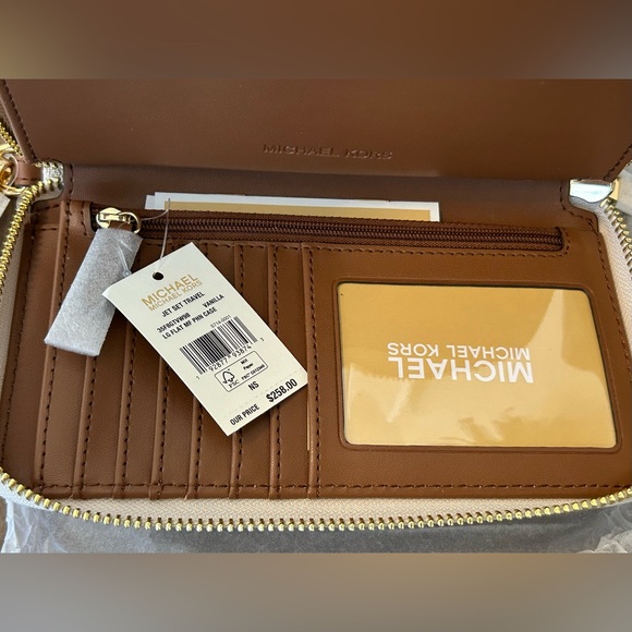 MICHAEL KORS JET SET TRAVEL LARGE FLAT MULTIFUNCTION PHONE CASE WALLET WRISTLET - Picture 9 of 11